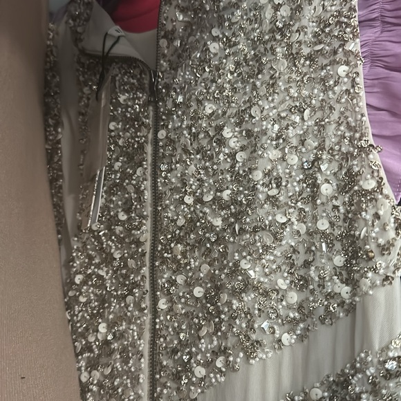 Alice + Olivia Sitara Sequin Dress - Picture 7 of 7